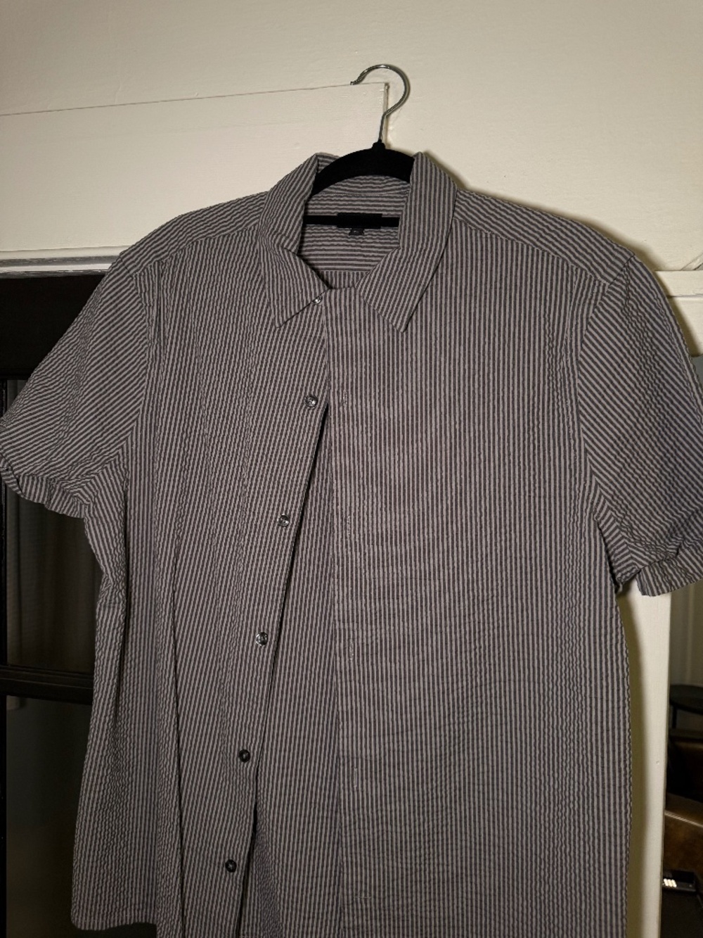 Express Men's Short Sleeve Button-Down Shirt - Green Pinstripe